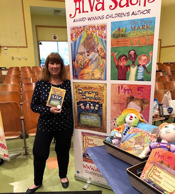 Alva Returns to the Marvelous
Marquez Book Festival