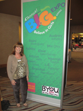 Alva with the BIG EXPO Sign!