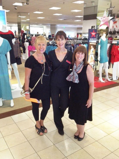 Associates at the early morning rally getting out those coupons and smiles to reach out to customers for kids, books, and RIF! Alva with Natalia and Jessica to start the day! Macy's Topanga-Canoga Park, CA